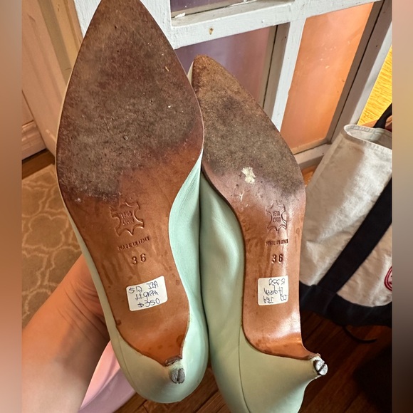 Vintage mint green leather kitten heels - Picture 2 of 3